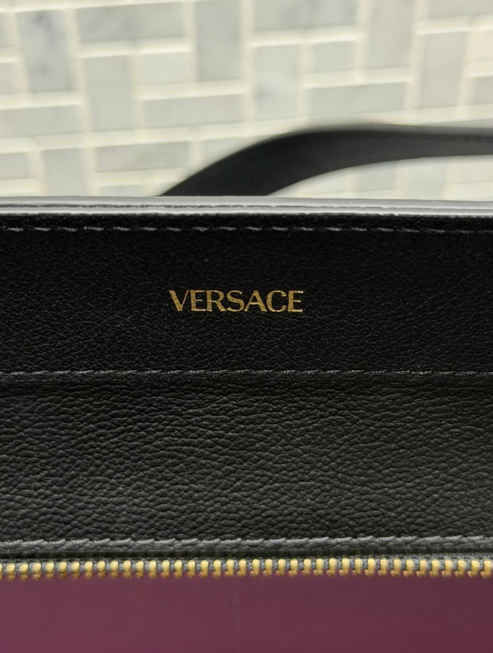 Versace Medusa Large Tote Bag Black Leather Gold Hardware Top Handle Shoulder - Picture 13 of 14